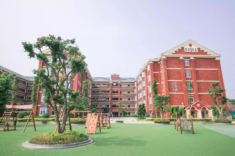 宜賓東辰國際學校