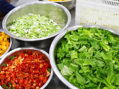 【金牌膳食服務】安州東辰，用父母心辦教育